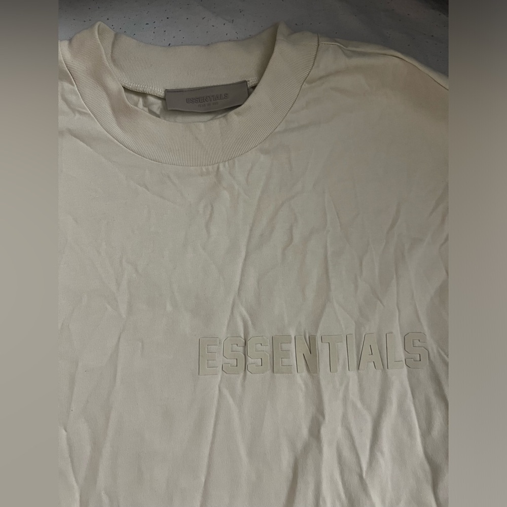 Essentials Tee